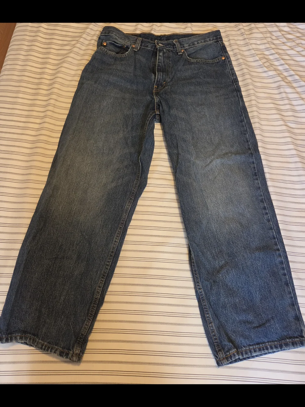 Levis Baggy Blue Jean